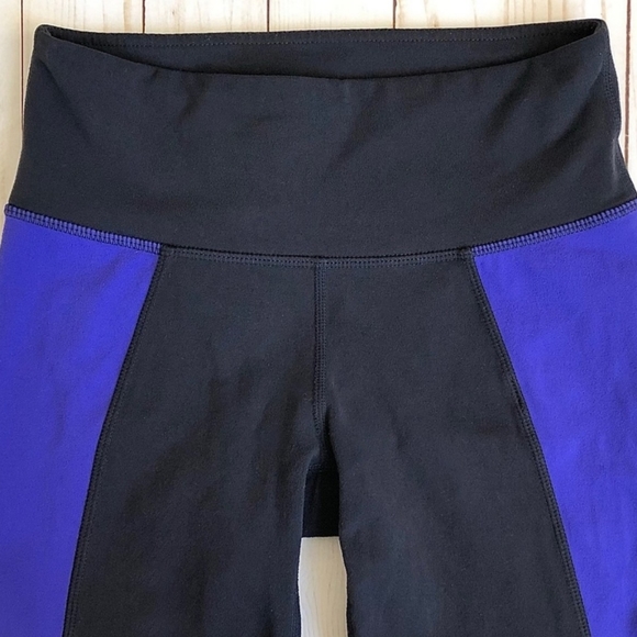 ATHLETA CROPPED COLOR BLOCK CAPRIS.  S - Picture 4 of 6